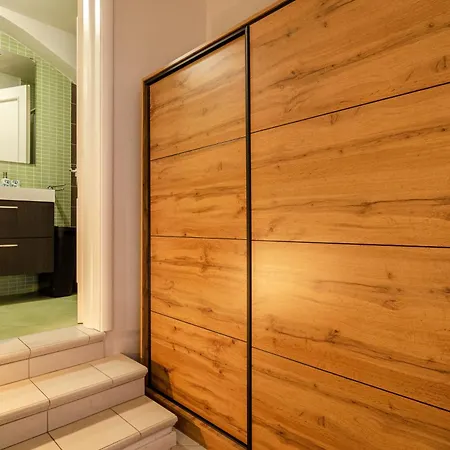 Castiglione Suite, Elegante E Silenzioso Apartment